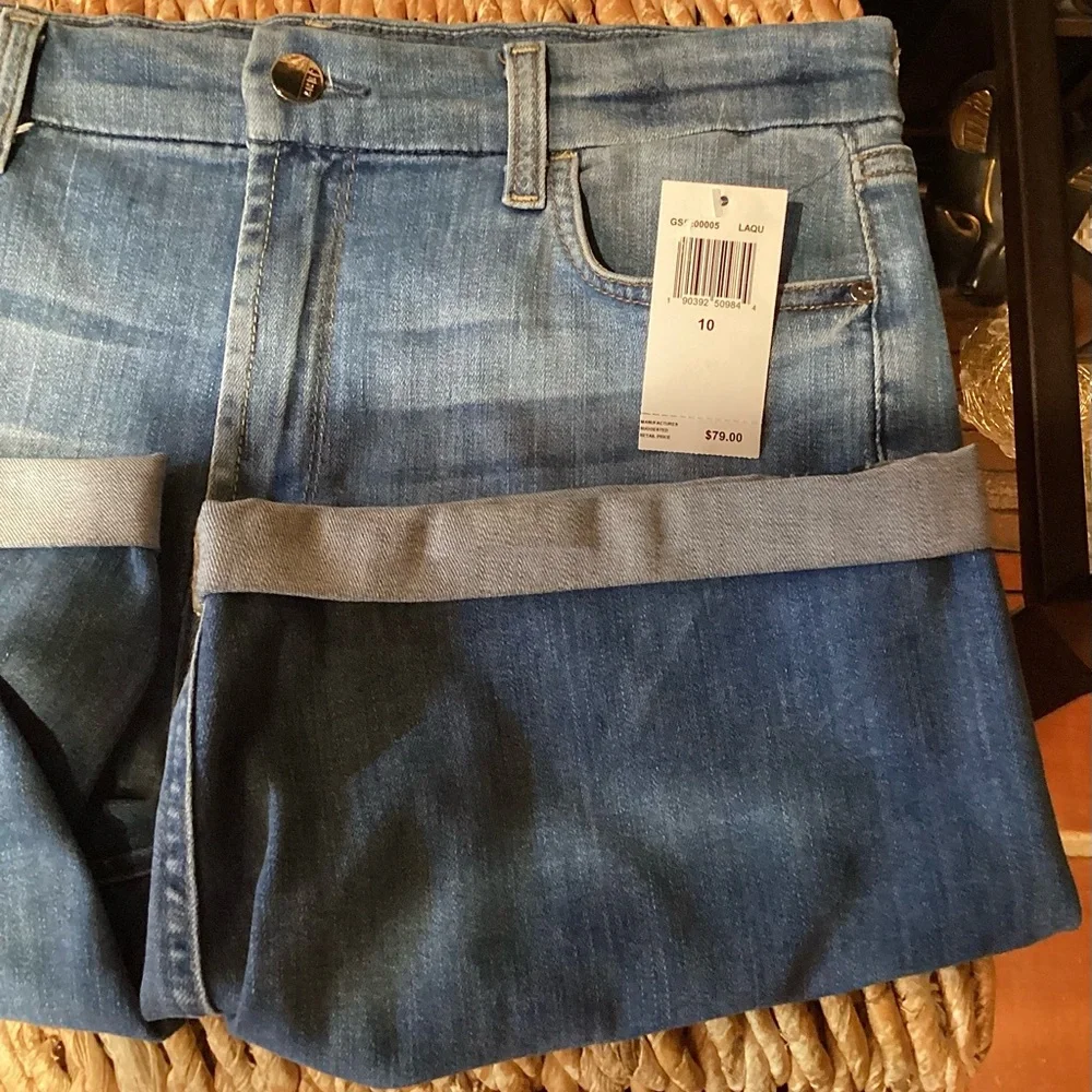 NWT JEN 7 by 7 for All mankind Shorts. Sz 10 - Picture 8 of 9